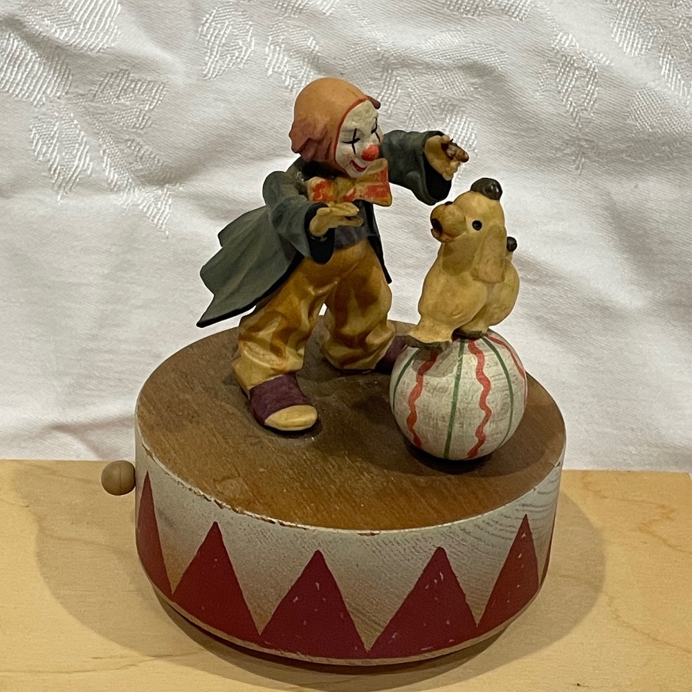 Antique Clown 🤡 & Dog Circus Music Box ANRI Works